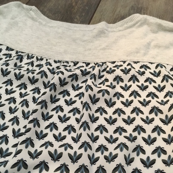 LOFT gray mixed media sweater size XS - Picture 4 of 4